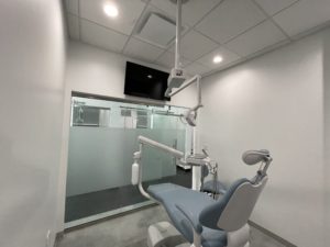 If you operate a group or are part of a DSO, it's common to shop for a new malpractice carrier periodically as the practice evolves. We thought we would put together some tips to consider as you evaluate a move to a new carrier.